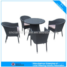 Алюминиевый синтетической плетеной мебели круглый стол и стулья